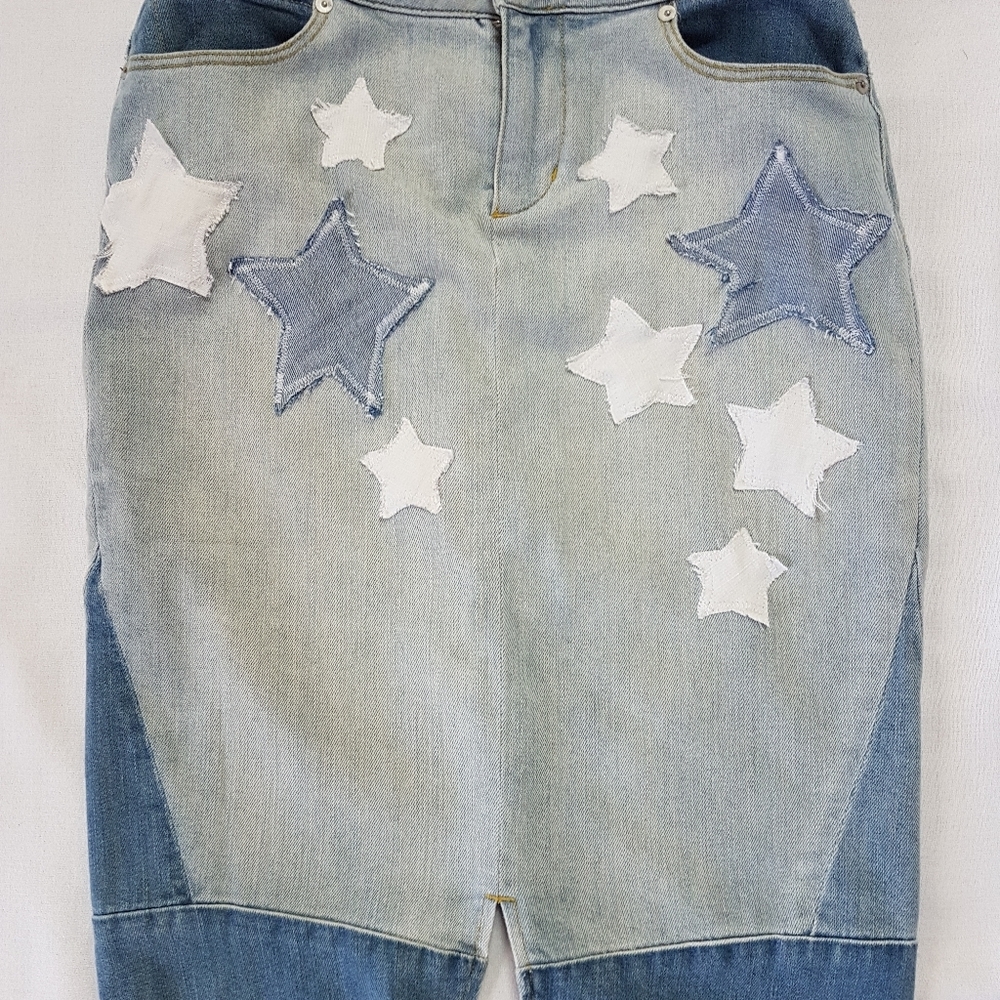 Hand sewn vintage jean skirt.